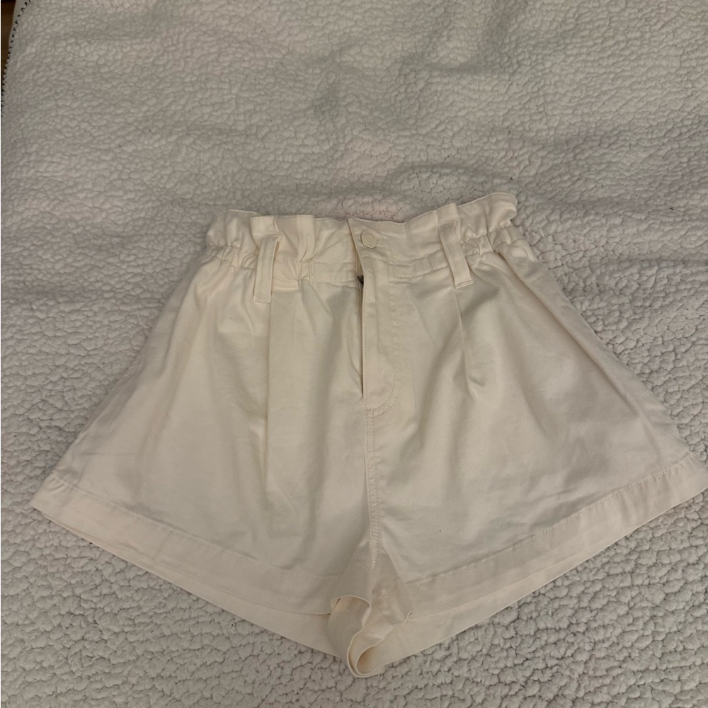 Aritzia high waisted shorts